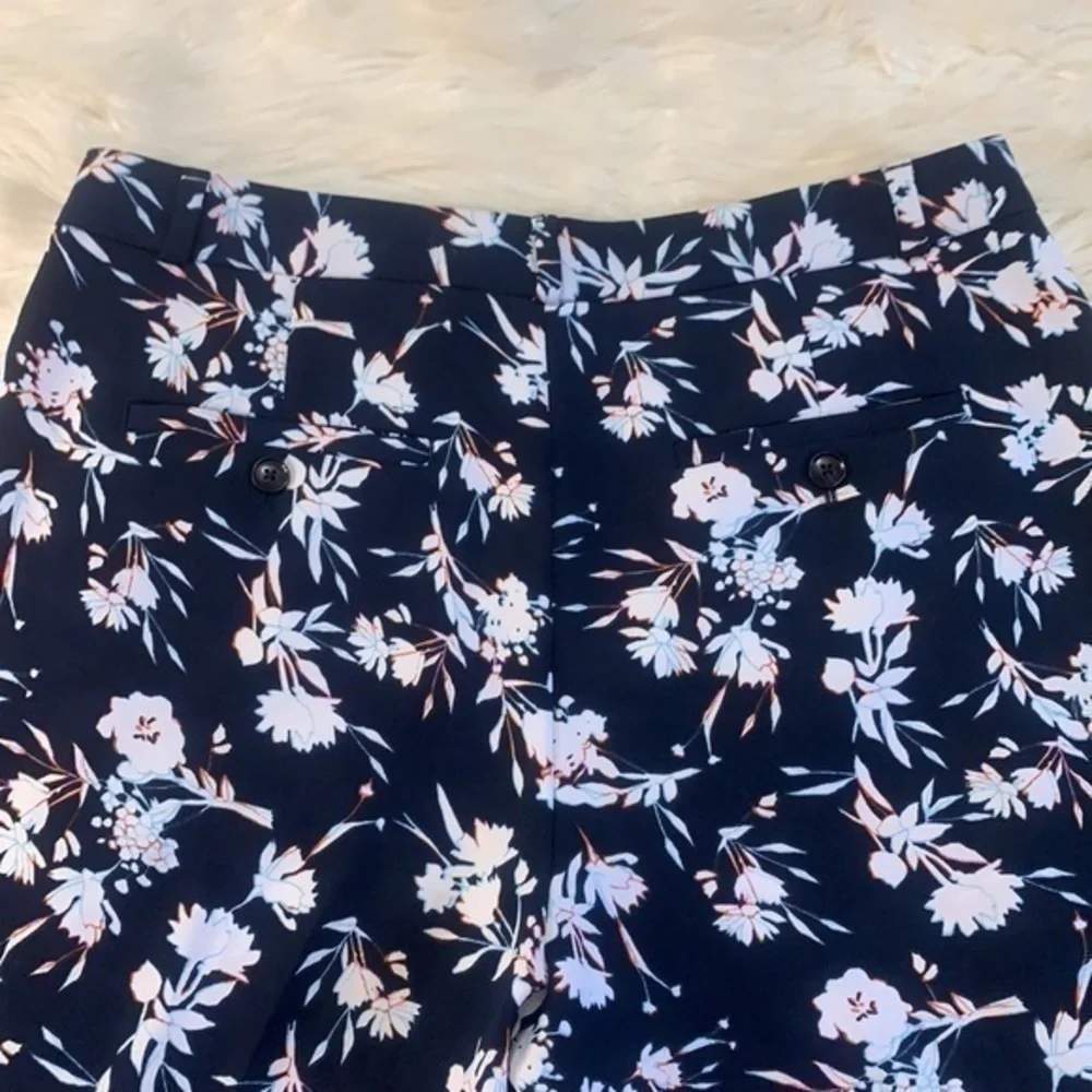 NWOT Banana Republic ‘Avery’ floral ankle pants 8L - Picture 7 of 9